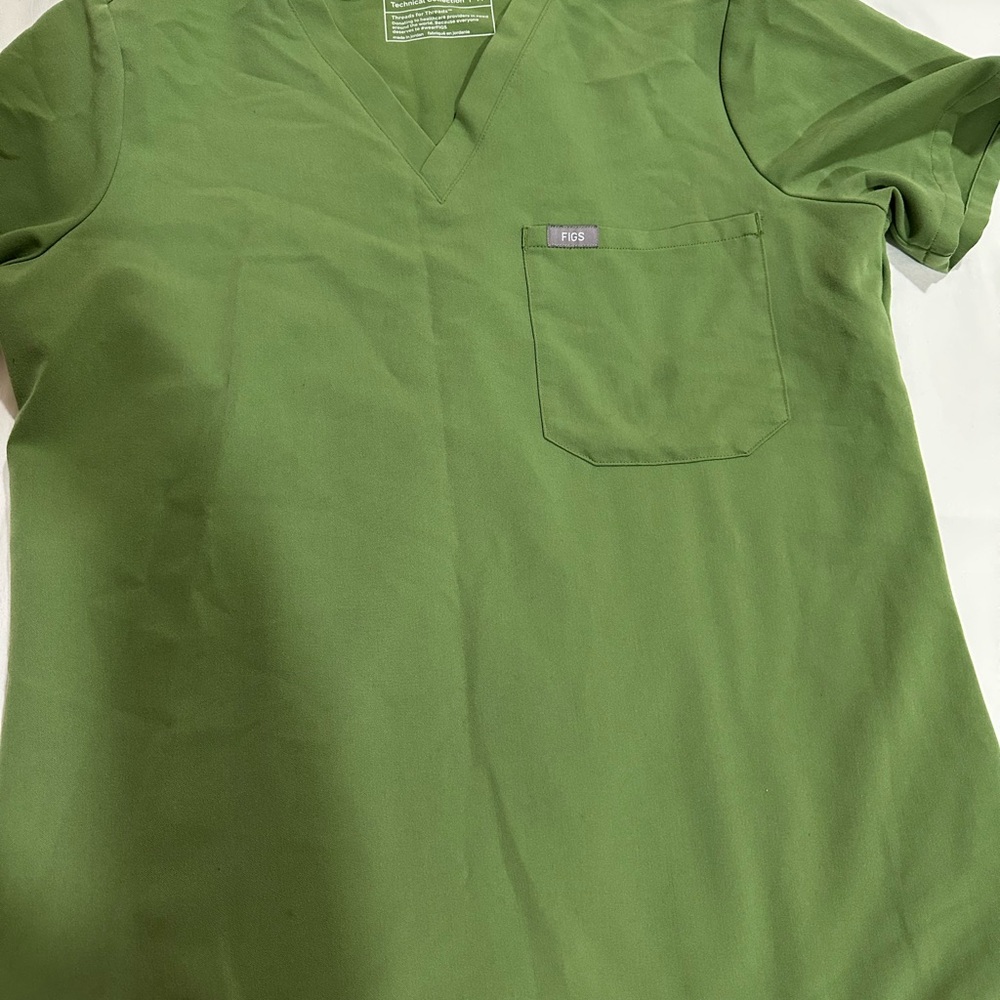 Figs Short Sleeve V-Neck Top in Olive - Picture 2 of 2